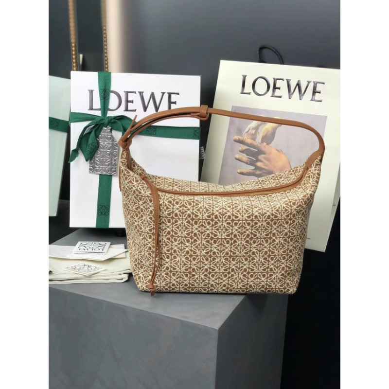 LOEWE-芒果