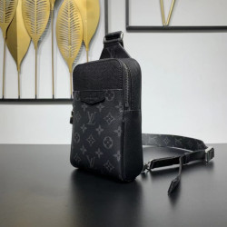 LOUISVUITTON