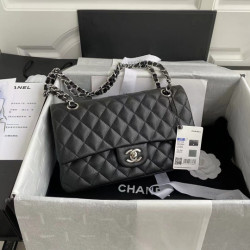 샤넬 클래식 미듐 플랩백 Chanel...