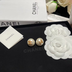 샤넬 귀걸이 MOMO -CHANEL EARRING