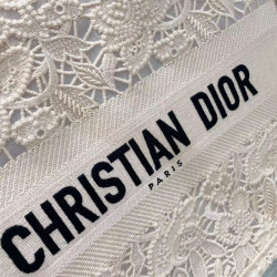 DIOR-喜洋洋