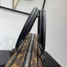 LOUISVUITTON