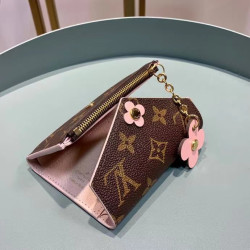 LOUISVUITTON