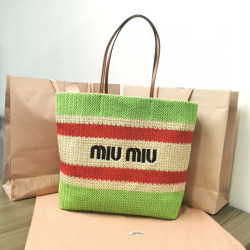 MIUMIU