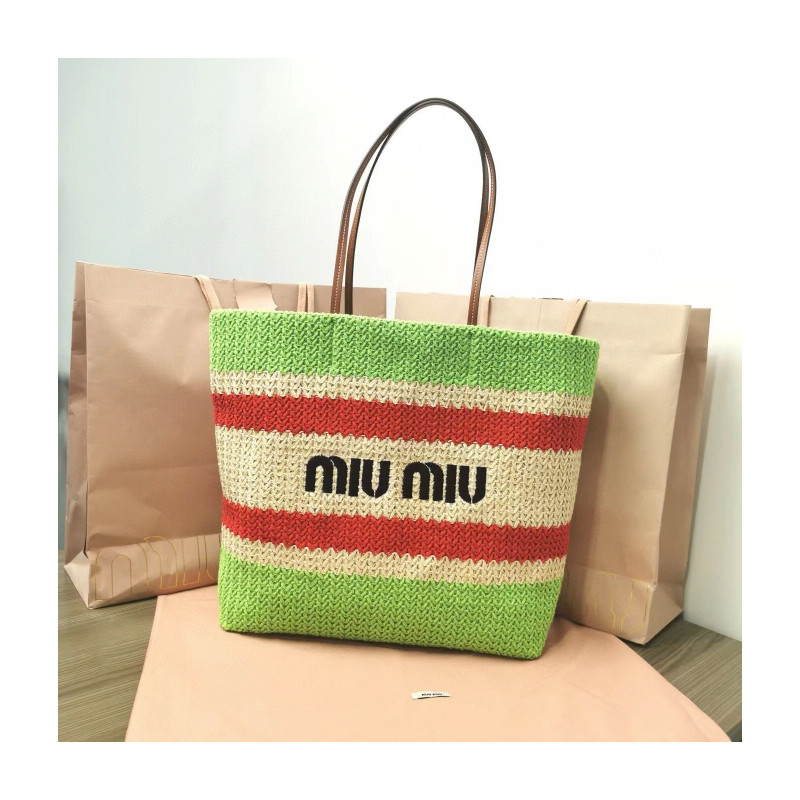 MIUMIU