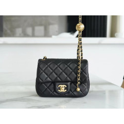 CHANEL-金典-PANDA 13cm x 18cm...