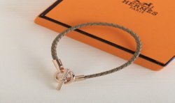 HERMES-MOMO