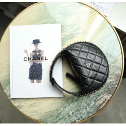 CHANEL-枫叶