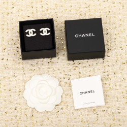 샤넬 귀걸이 MOMO -CHANEL EARRING