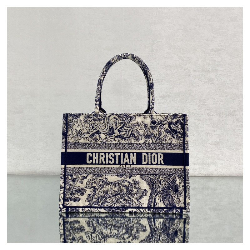 DIOR