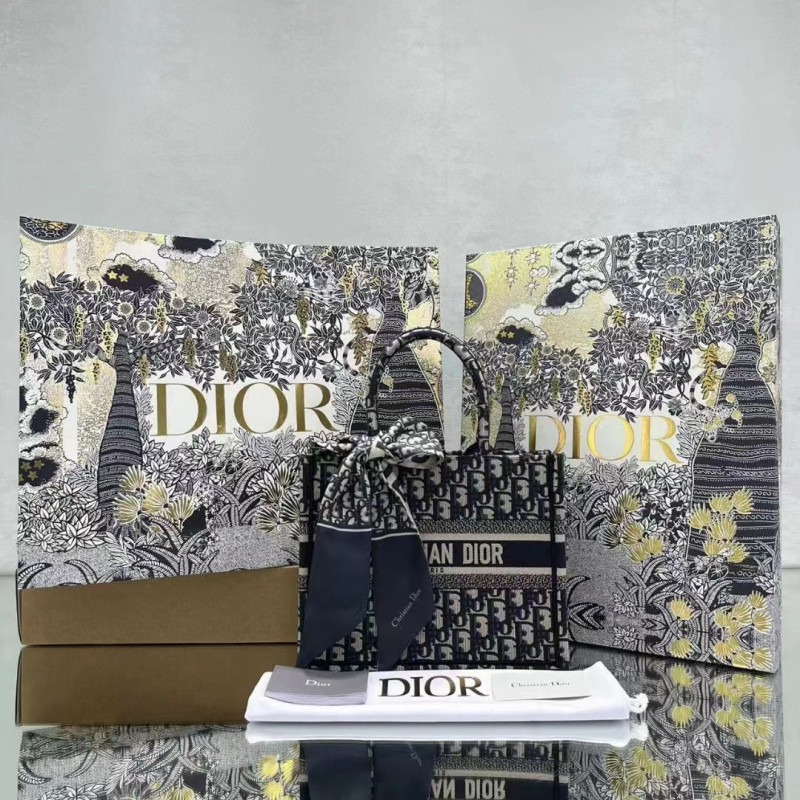 DIOR-豆