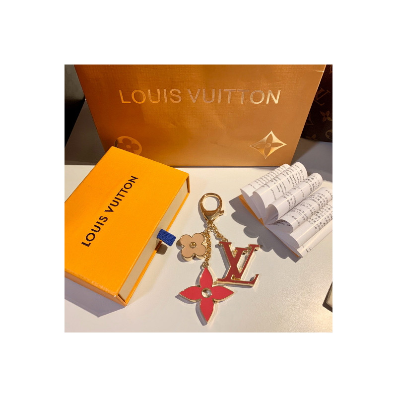 LOUISVUITTON-MOMO