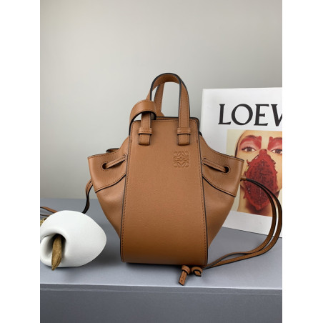 로에베 해머백 토드백 LOEWE HAMMOCK TOTE BAG