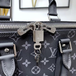 LOUISVUITTON