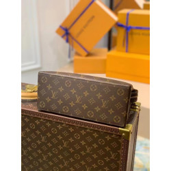 LOUISVUITTON