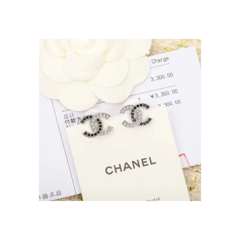 샤넬 귀걸이 MOMO -CHANEL EARRING