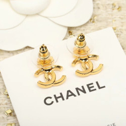 샤넬 귀걸이 MOMO -CHANEL EARRING