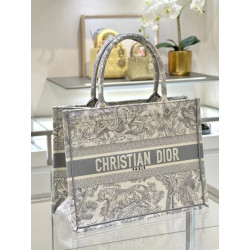 DIOR-女王-36CM