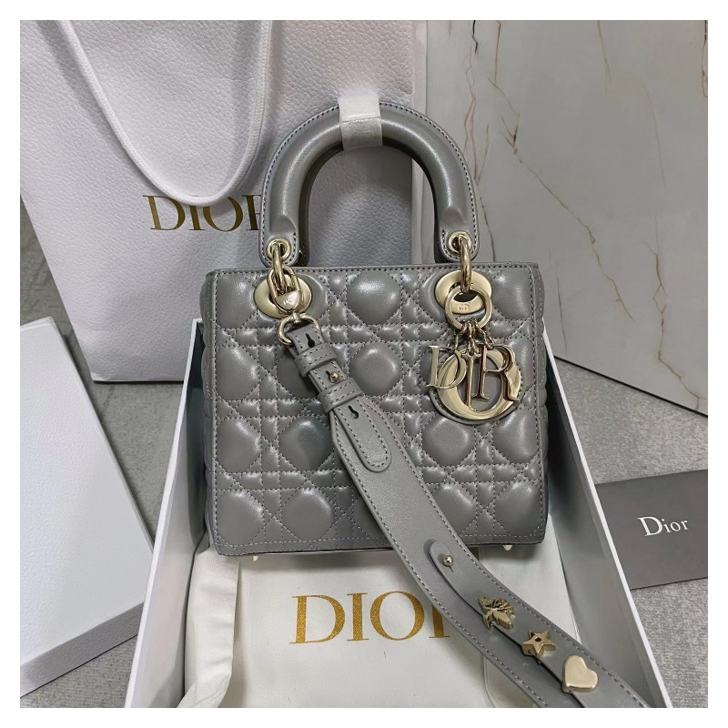 DIOR