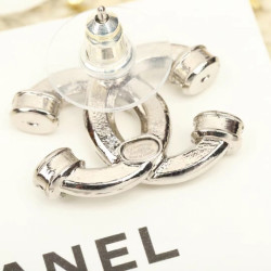 샤넬 귀걸이 MOMO -CHANEL EARRING