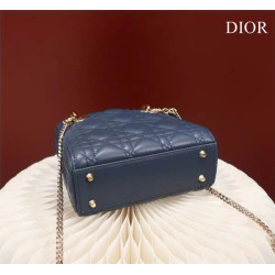 DIOR-大拇指