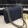 샤넬  클래식 점보 캐비어 플랩백 금장 Chanel Classic Flap Jumbo  Gold-Tone Metal  30CM