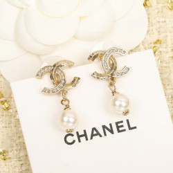 샤넬 귀걸이 MOMO -CHANEL EARRING