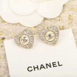 샤넬 귀걸이 MOMO -CHANEL EARRING