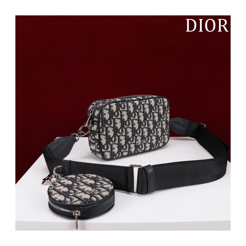 DIOR-大拇指 12CM X 19CM X 3.5CM