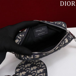 DIOR-大拇指 12CM X 19CM X 3.5CM