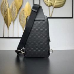 LOUISVUITTON 20CM X 31CM X 10CM