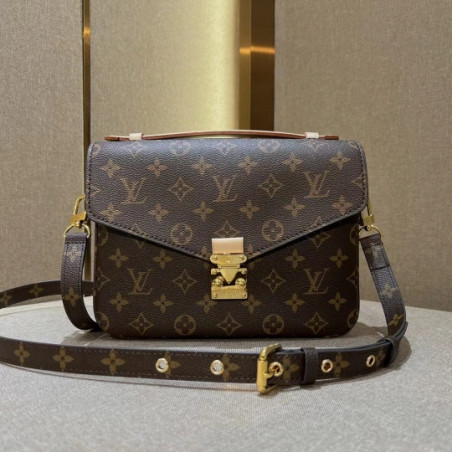 LOUISVUITTON-女王