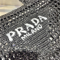 프라다(PRADA) 뜨개가방 라피아 크로셰 토트백 숄더백 네트백 블랙 1BG393 1BG444 36CM X 38CM X3CM