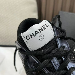 샤넬 크루즈 스니커즈 Chanel Sneakers -IU