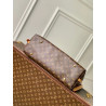 LOUISVUITTON 29CM