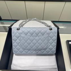 샤넬 클래식 미듐 플랩백 캐비어 은장 Chanel Classic Flap Medium | Silver Metal  25CM