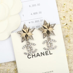 샤넬 귀걸이 MOMO -CHANEL EARRING