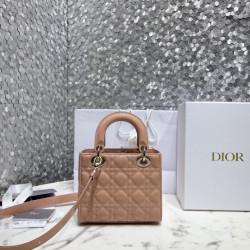 DIOR-喜洋洋 20CM