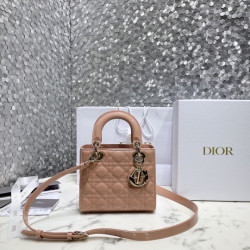 DIOR-喜洋洋 20CM