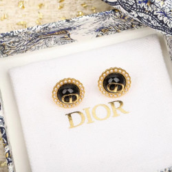 디올 귀걸이 MOMO- DIOR EARRING