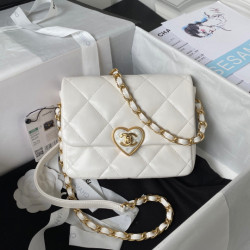 CHANEL 18CM