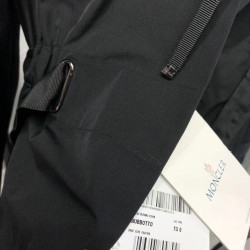 Moncler BATZ(몽클레어 바츠)  바람막이패딩
