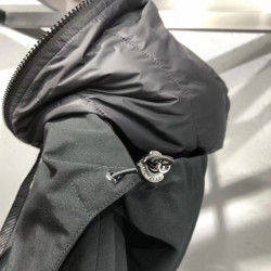 Moncler BATZ(몽클레어 바츠)  바람막이패딩