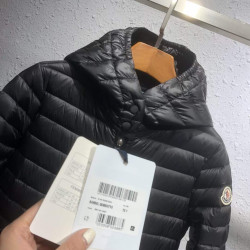 Moncler Barbel(몽클레어 바벨) 경량롱패딩