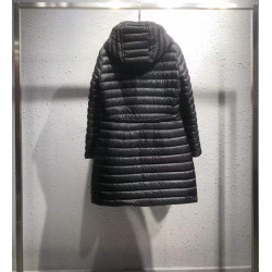 Moncler Barbel(몽클레어 바벨) 경량롱패딩