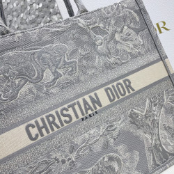 DIOR-喜洋洋  36CM