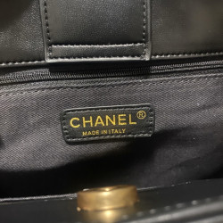 CHANEL 28CM X 24CM X 10CM