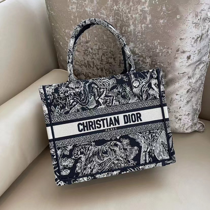 DIOR-洋洋-엔젤 26CM