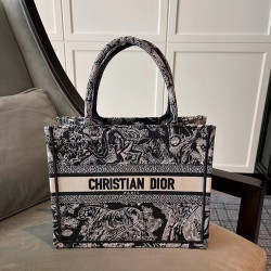 DIOR-洋洋-엔젤 26CM