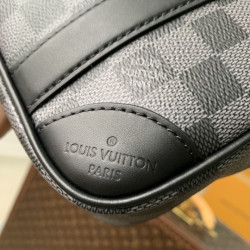 LOUISVUITTON